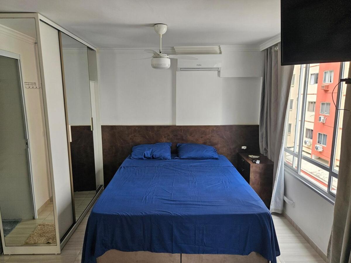 Ap 1 Dorm Centro, Bc, 300 M Do Mar * Balneario Camboriu