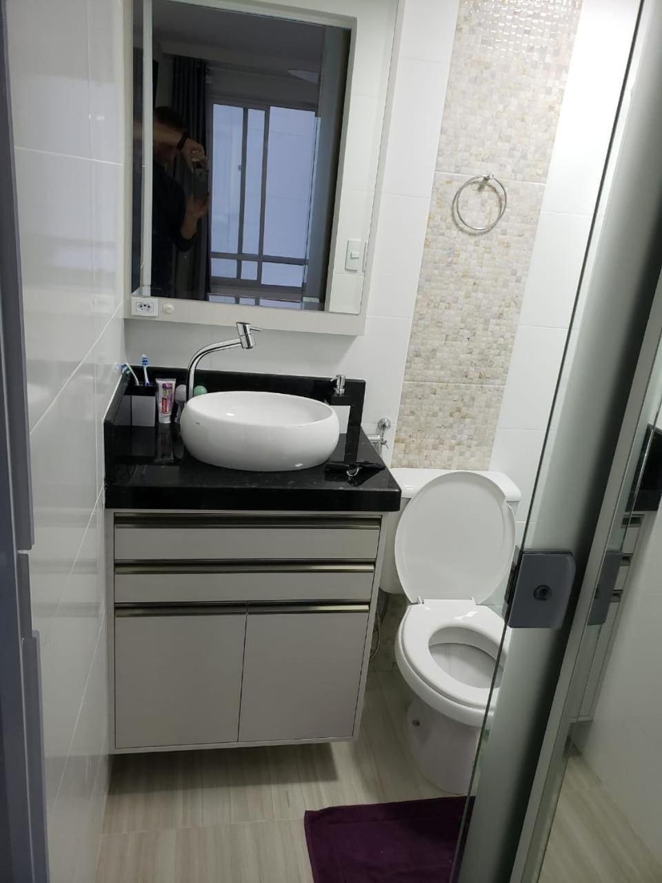 Apartamento Ap 1 Dorm Centro, Bc, 300 M Do Mar