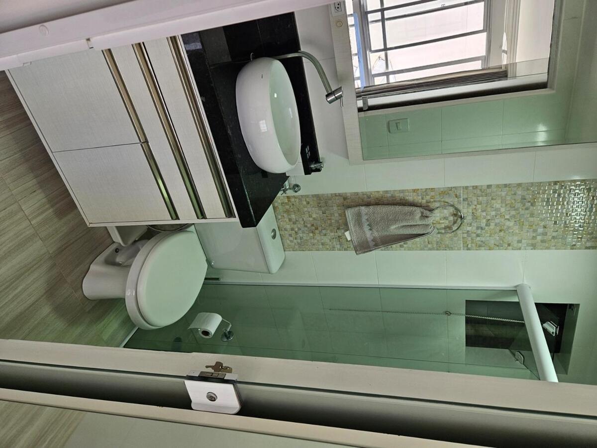 Apartamento Ap 1 Dorm Centro, Bc, 300 M Do Mar *