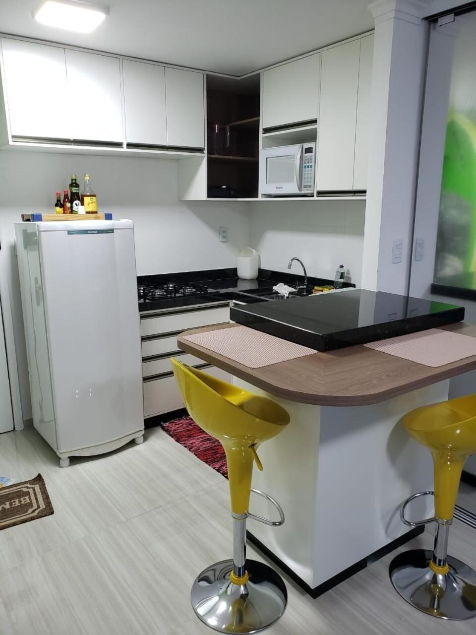 Ap 1 Dorm Centro, Bc, 300 M Do Mar *